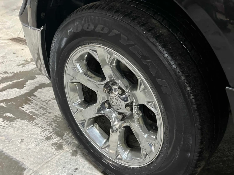 Dodge RAM 1500 * Laramie * CARFAX * БЕЗ ПЪРВОНАЧАЛНА ВНОСКА, снимка 7 - Автомобили и джипове - 53172849