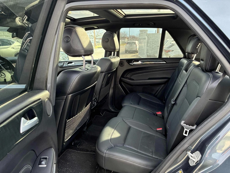 Mercedes-Benz ML 400 4MATIC* 360CAMERA* PANOROOF* H&K SOUND* KEYLESS* , снимка 7 - Автомобили и джипове - 53281995