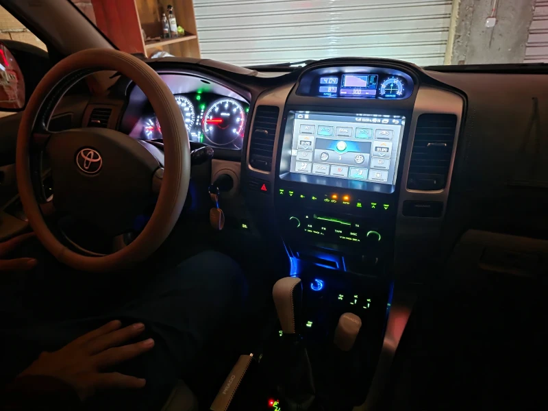 Toyota Land cruiser Въздух, ЛЕД, снимка 6 - Автомобили и джипове - 53583847