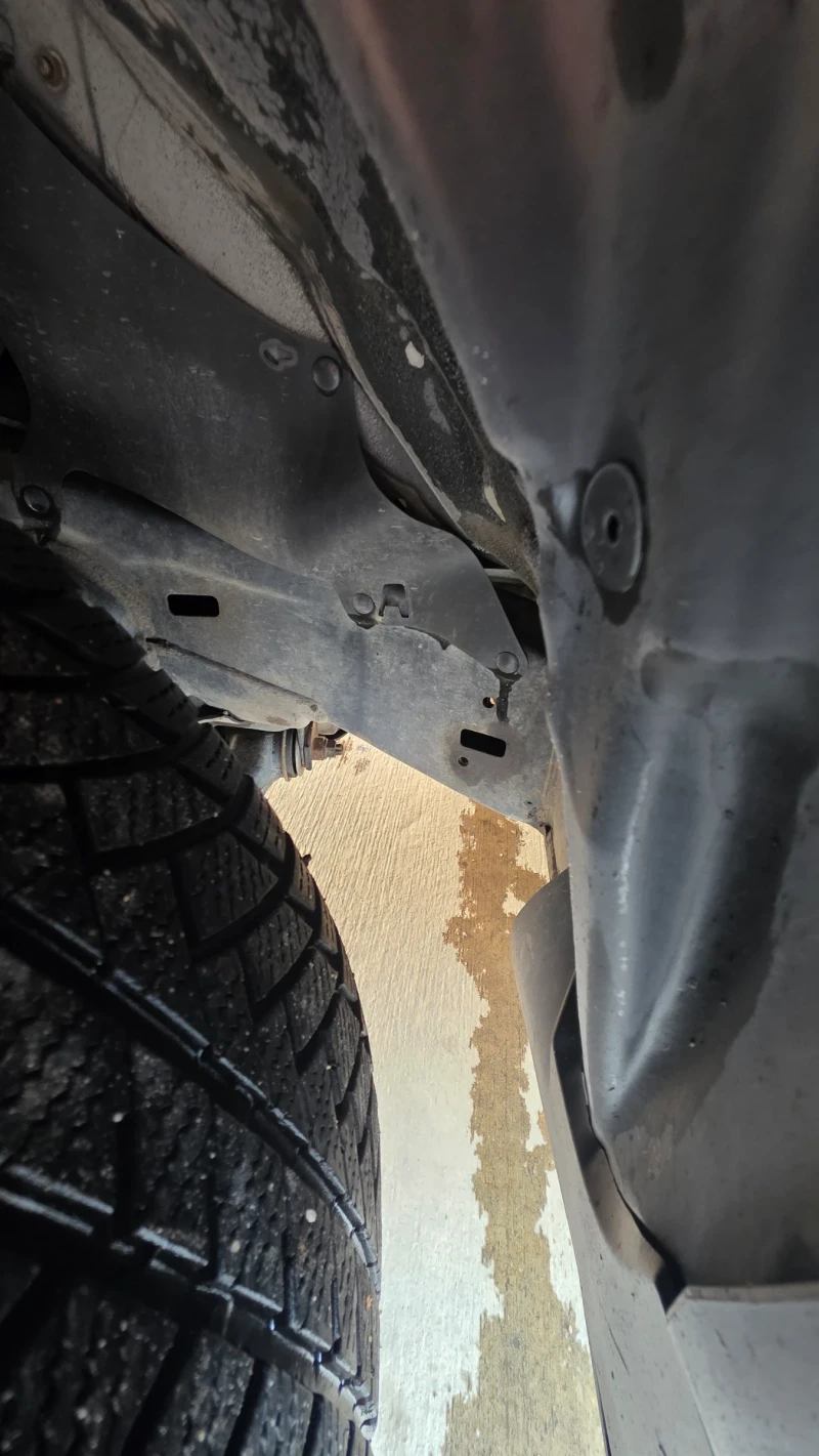 Toyota Land cruiser Въздух, ЛЕД, снимка 12 - Автомобили и джипове - 53583847