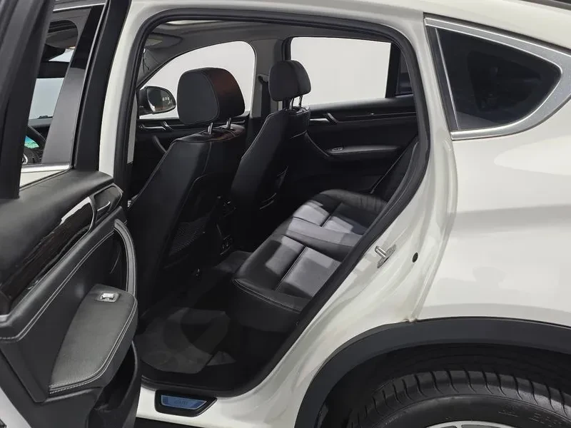 BMW X4 xDrive 20D, снимка 11 - Автомобили и джипове - 55352079