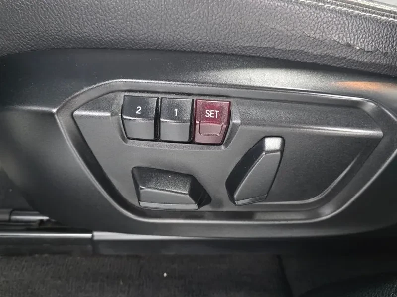 BMW X4 xDrive 20D, снимка 15 - Автомобили и джипове - 55352079