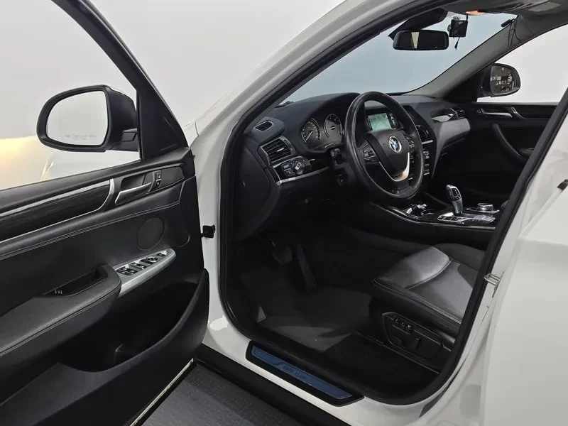 BMW X4 xDrive 20D, снимка 10 - Автомобили и джипове - 55352079