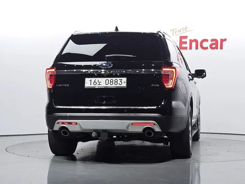 Ford Explorer 3.5 AWD - САМО 30% АВАНС, снимка 8 - Автомобили и джипове - 55429920