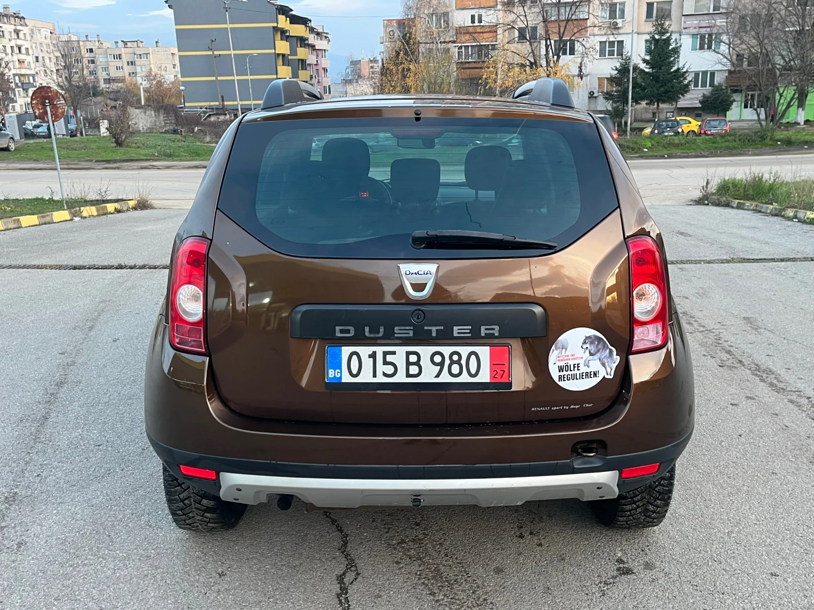 Dacia Duster 1.6i 4x4 - изображение 6