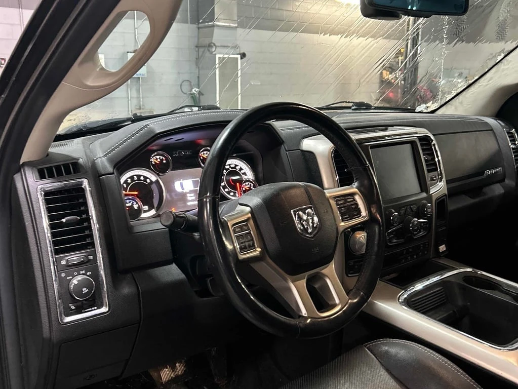 Dodge RAM 1500 * Laramie * CARFAX * БЕЗ ПЪРВОНАЧАЛНА ВНОСКА - изображение 8