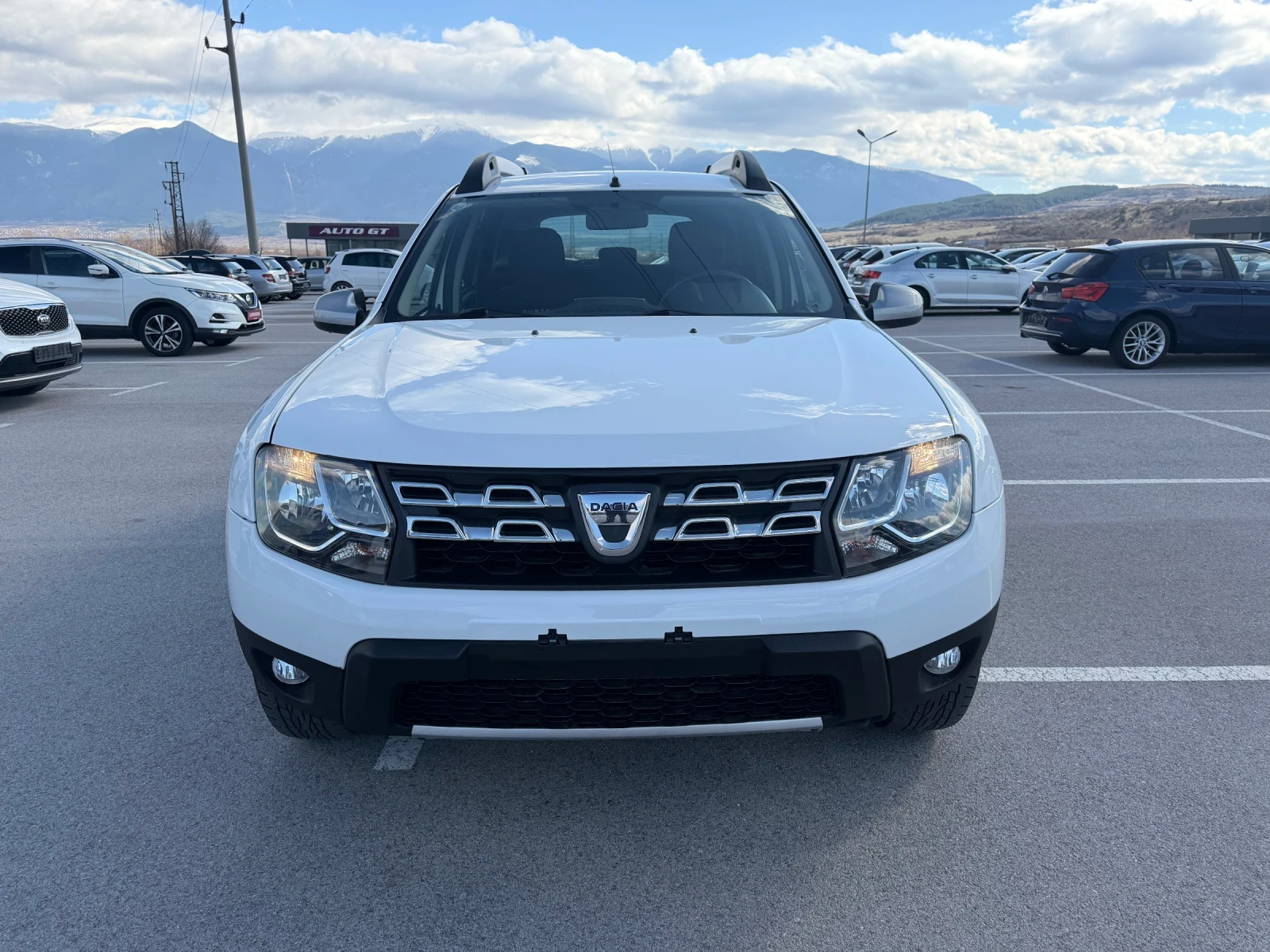 Dacia Duster 1.5DCI, снимка 15 - Автомобили и джипове - 53752525