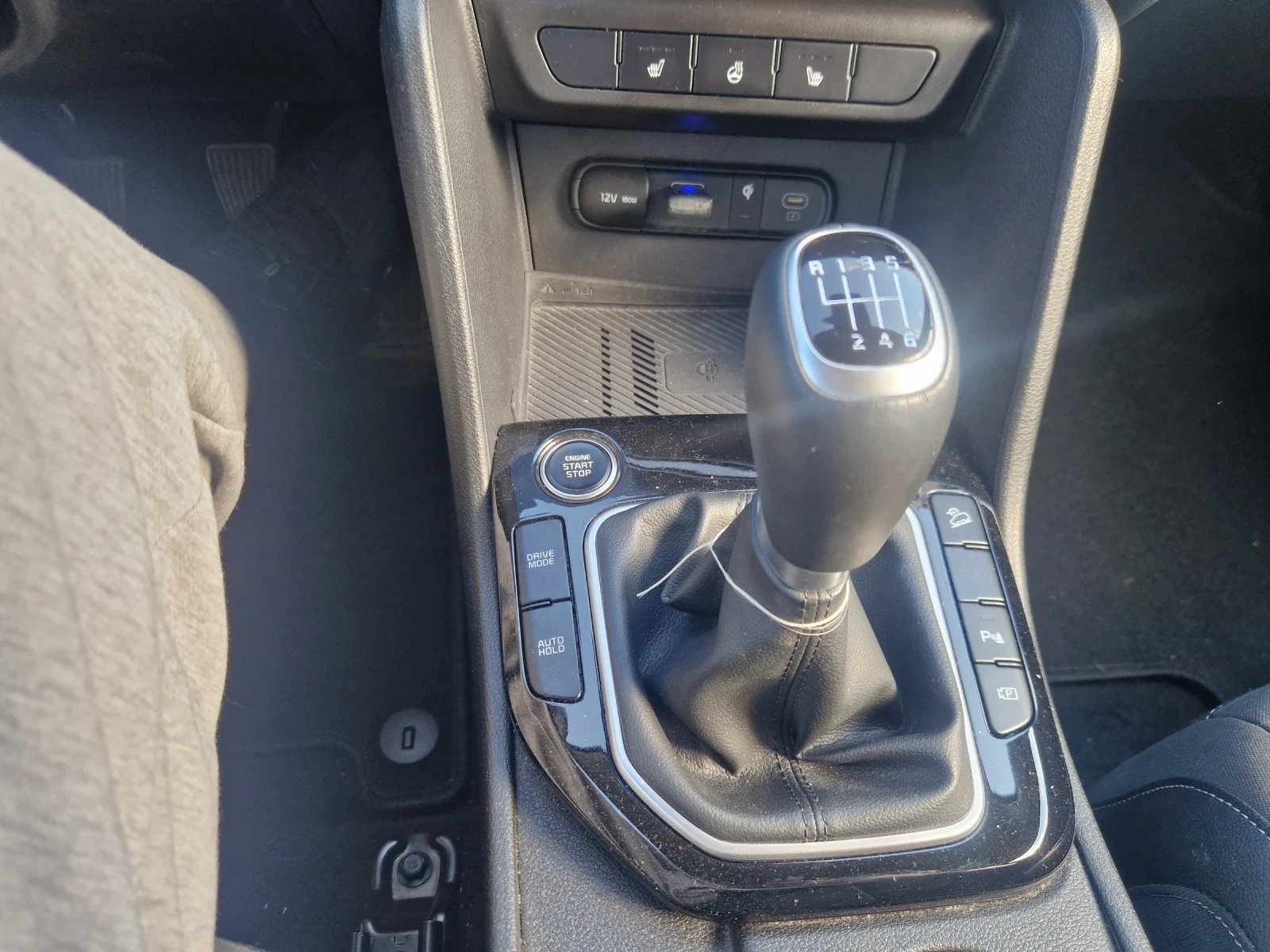 Kia Sportage, снимка 12 - Автомобили и джипове - 53988172