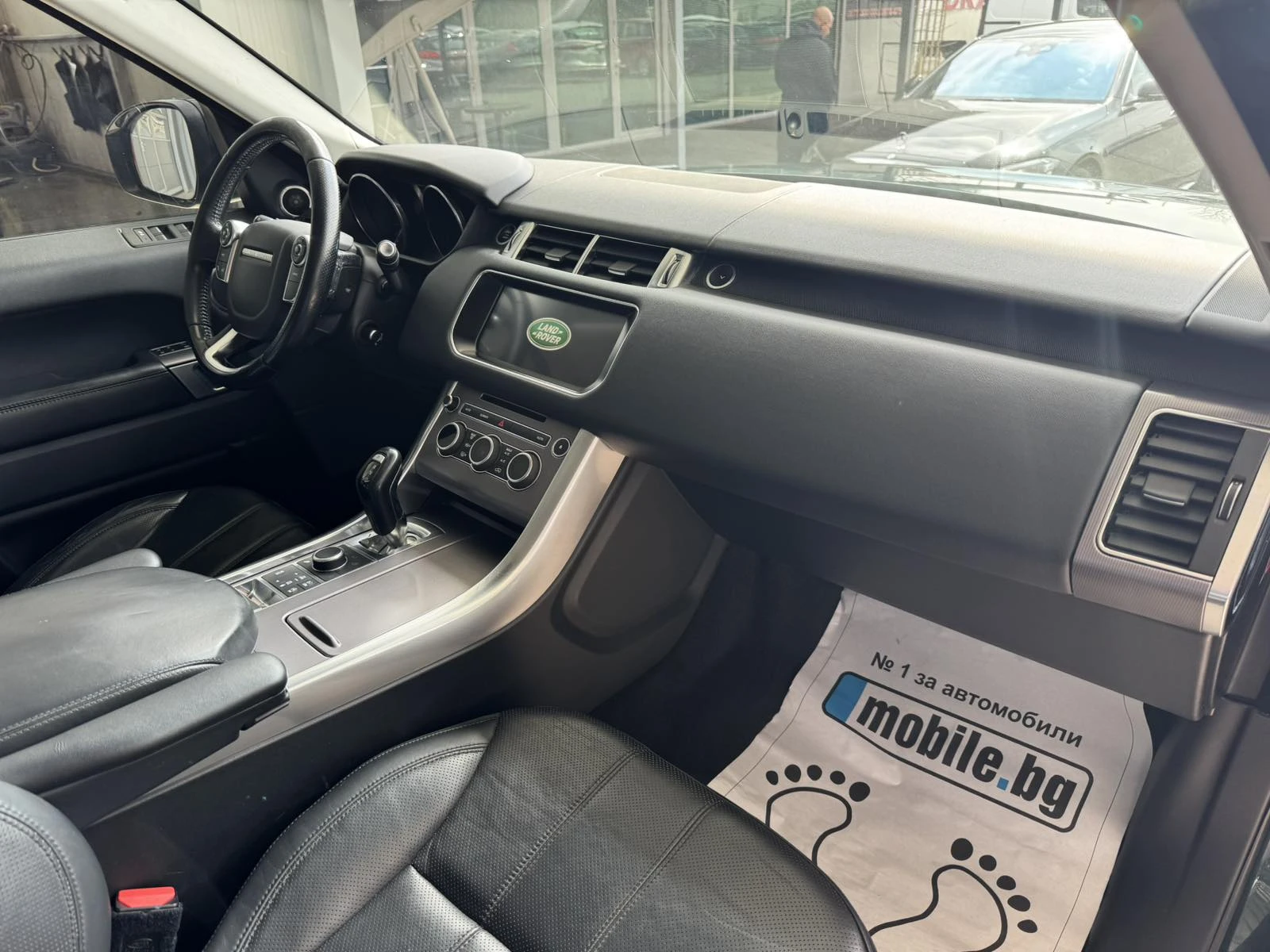 Land Rover Range Rover Sport 3.0* 250ps* 4x4* КОЖА* НАВИ* КАМЕРА, снимка 10 - Автомобили и джипове - 54038771