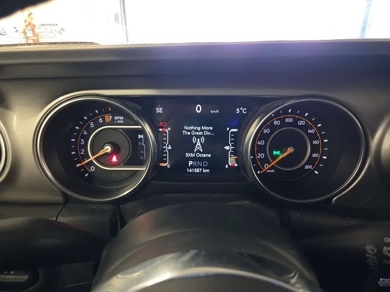 Jeep Wrangler * SAHARA * CARFAX * БЕЗ ПЪРВОНАЧАЛНА ВНОСКА, снимка 9 - Автомобили и джипове - 54412765