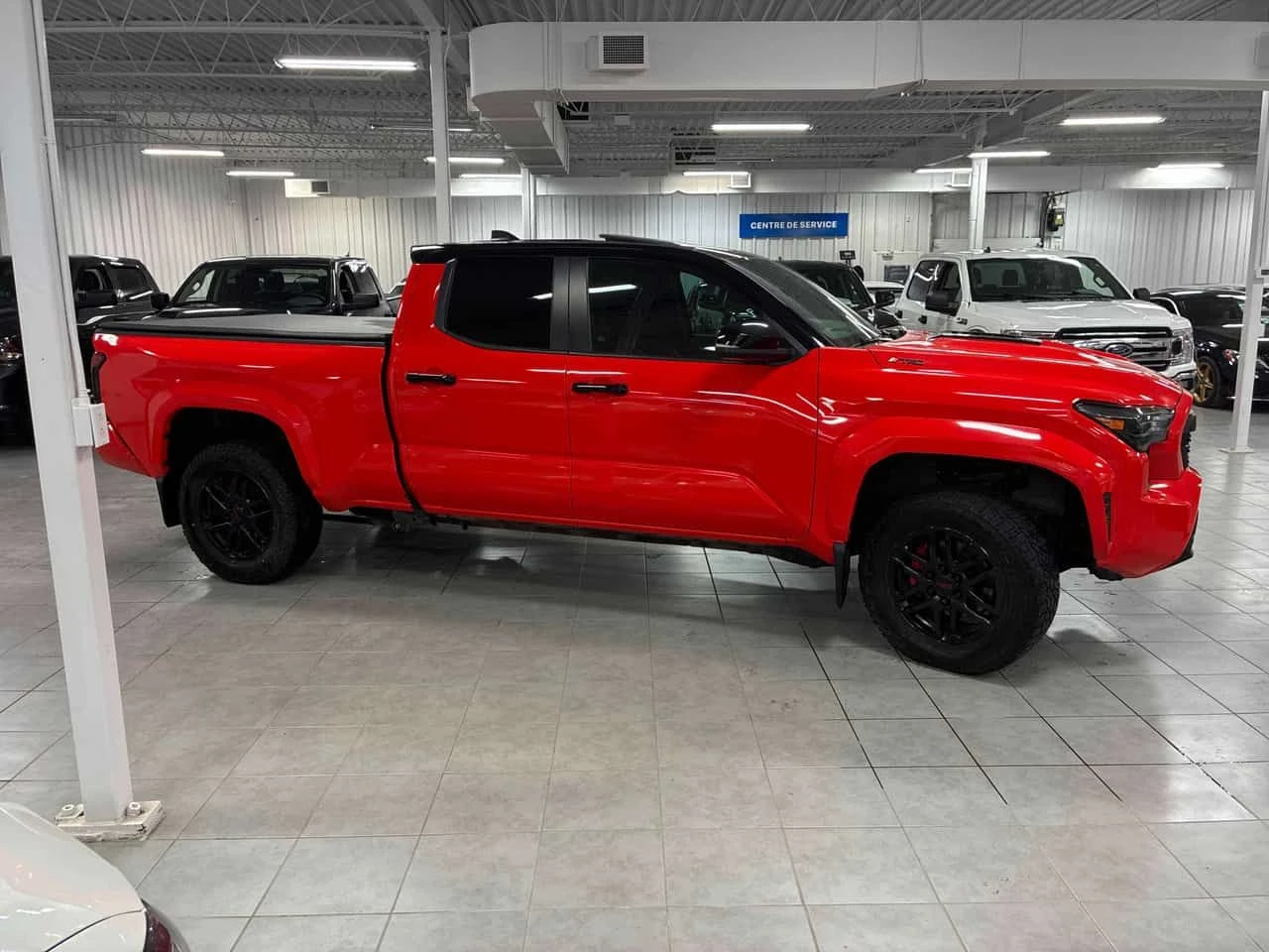 Toyota Tacoma * 4x4 Double Cab Auto * АВТОКРЕДИТ БЕЗ ПЪРВОНАЧАЛН, снимка 3 - Автомобили и джипове - 54965626