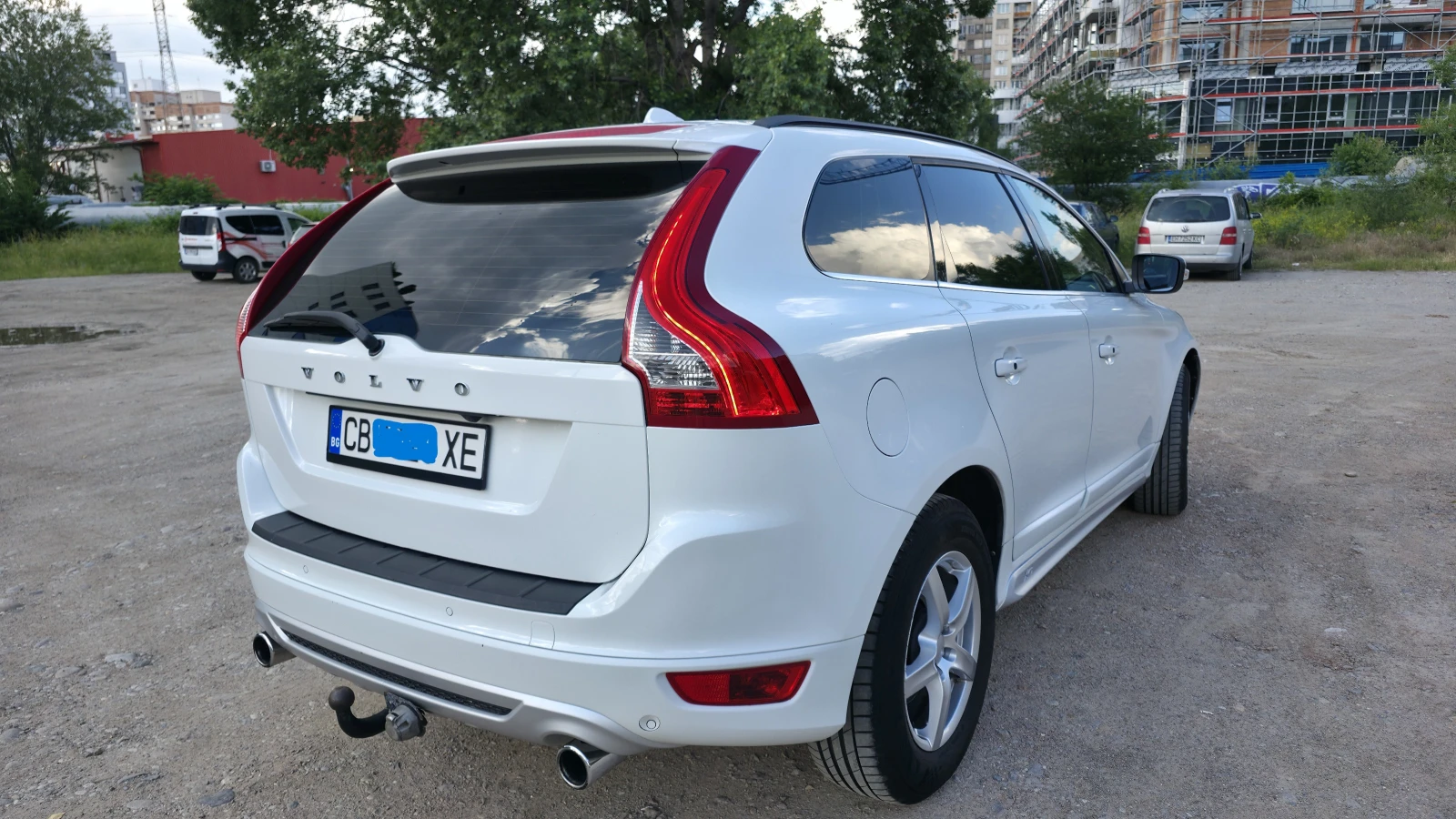 Volvo XC60 R-Design, снимка 5 - Автомобили и джипове - 55274619