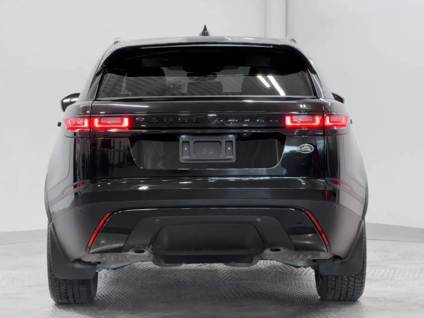Land Rover Range rover VELAR S ЦЕНА ДО БЪЛГАРИЯ АВТОКРЕДИТ, снимка 4 - Автомобили и джипове - 55950174