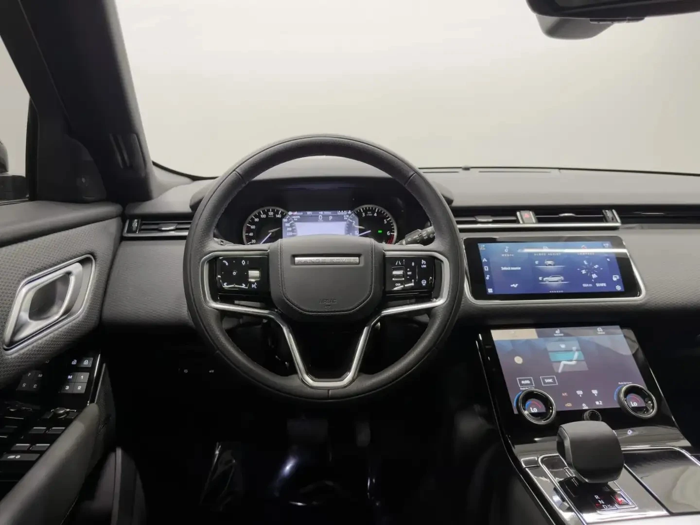 Land Rover Range rover VELAR S ЦЕНА ДО БЪЛГАРИЯ АВТОКРЕДИТ, снимка 11 - Автомобили и джипове - 55950174