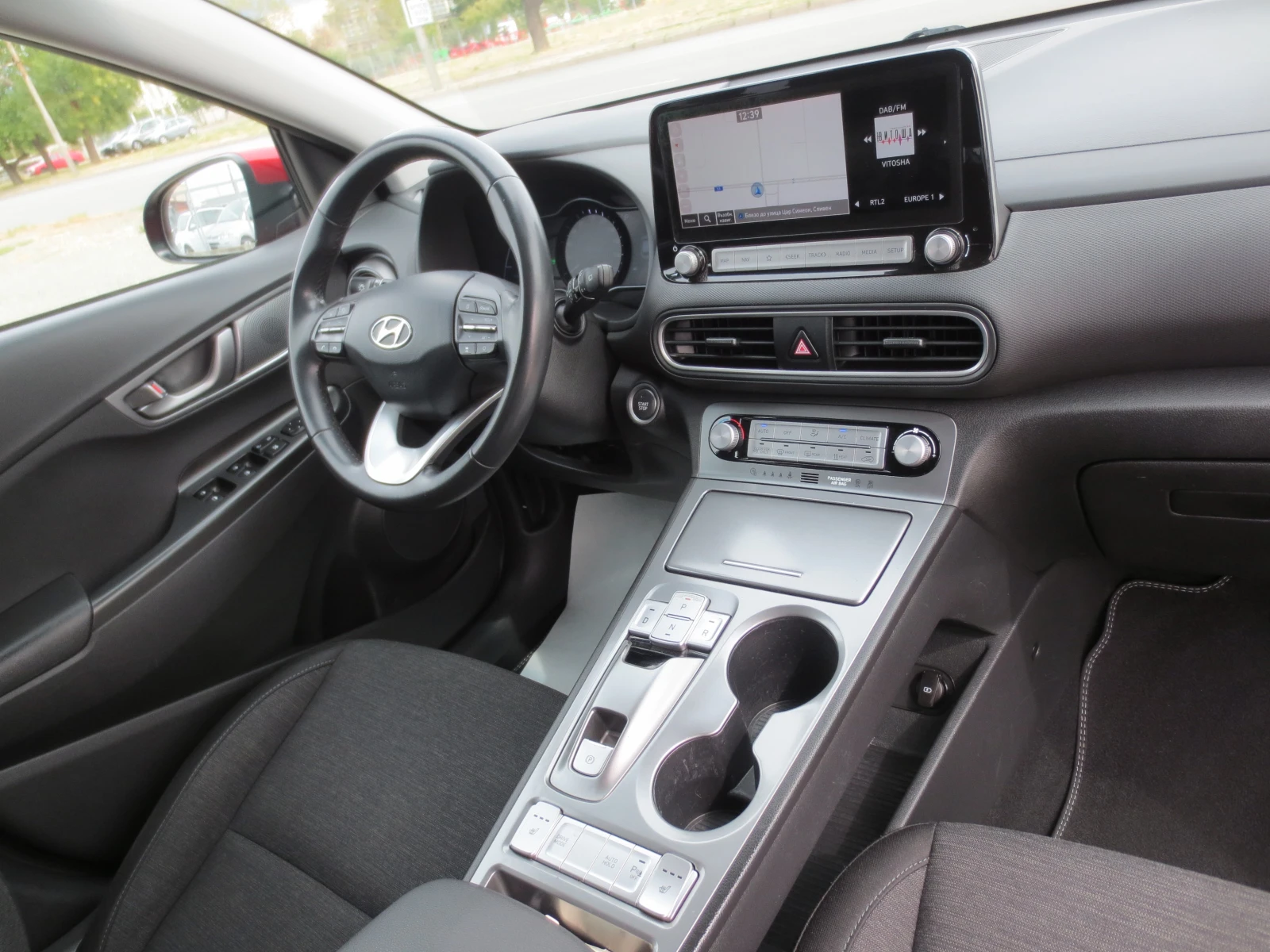 Hyundai Kona, снимка 14 - Автомобили и джипове - 56222332