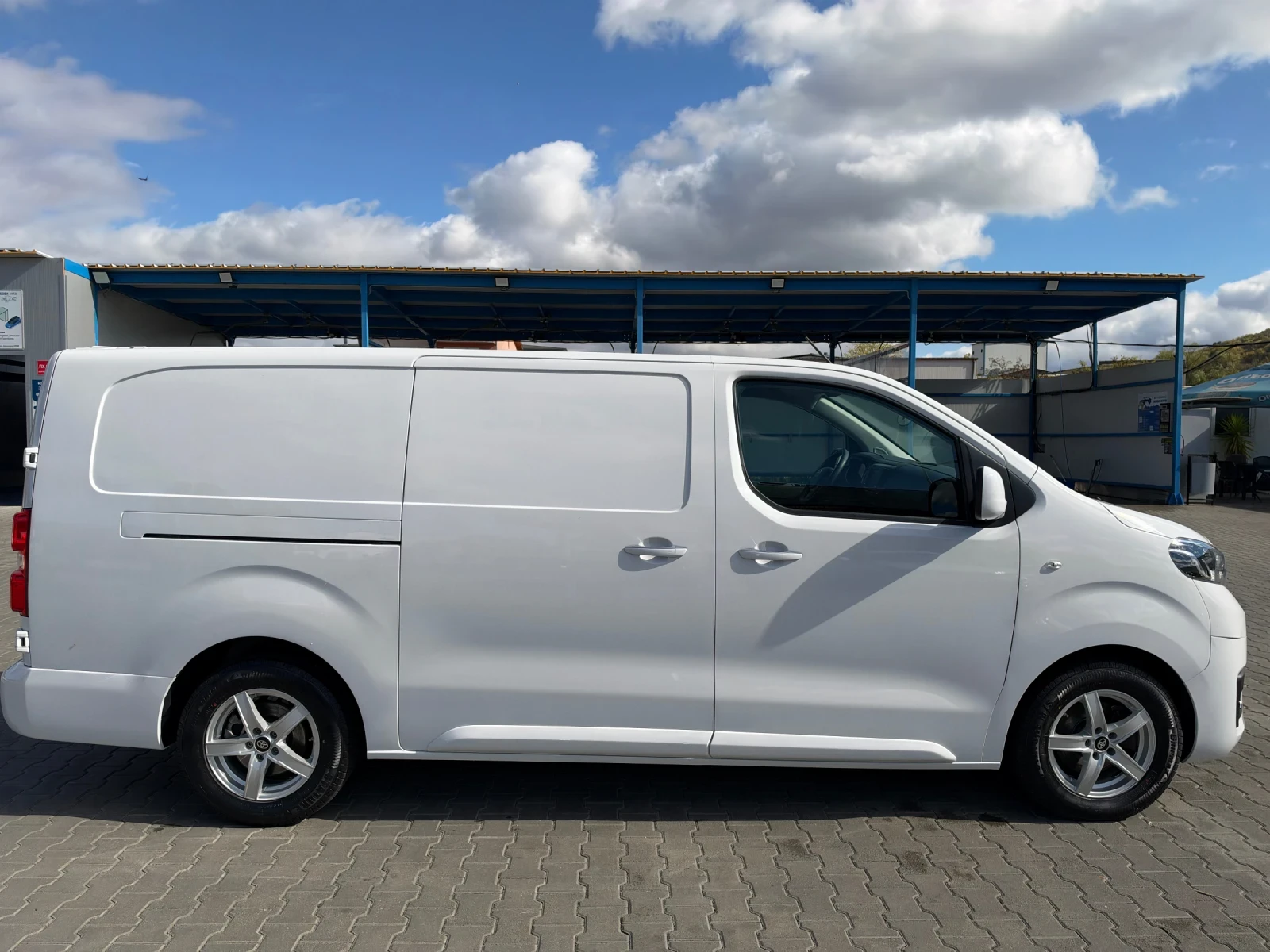 Toyota Proace ����� ���� 75��� | Mobile.bg � ����������� 2