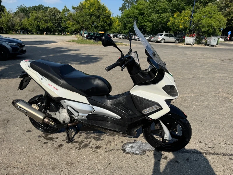 Aprilia Sr Sr Max 125, снимка 3 - Мотоциклети и мототехника - 53261886