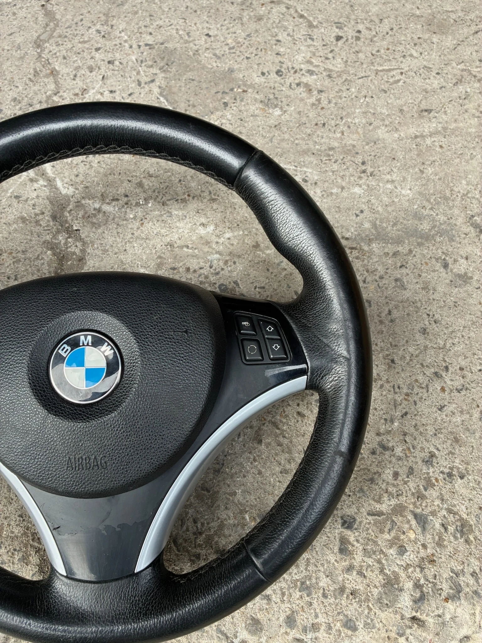 ������� ����� � ������ BMW �90 �91 �92 �93 �81 �82 �87 �88. | Mobile.bg � ����������� 4