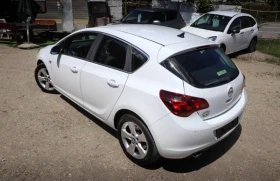 Opel Astra 1.6 ТУРБО 180к.с. 127000km, снимка 7