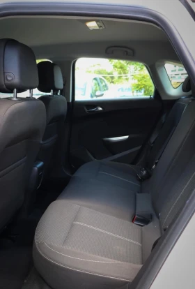Opel Astra 1.6 ТУРБО 180к.с. 127000km, снимка 15