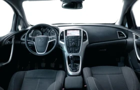 Opel Astra 1.6 ТУРБО 180к.с. 127000km, снимка 10