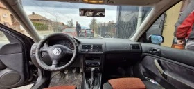 VW Golf 2.3 V5, снимка 2