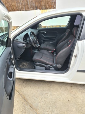 Seat Ibiza 1.8t Cupra, снимка 9 - Автомобили и джипове - 44668579