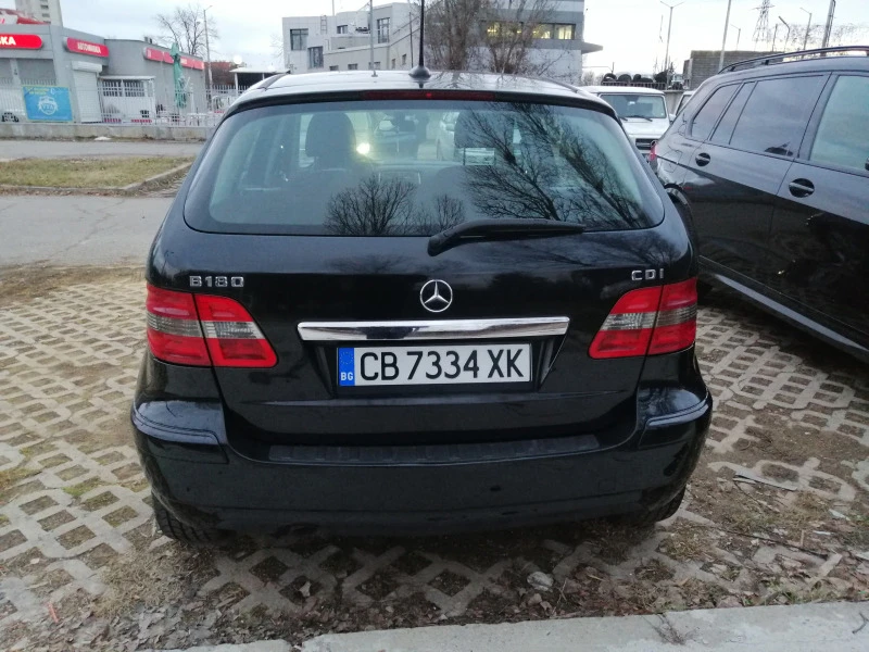 Mercedes-Benz B 180, снимка 6 - Автомобили и джипове - 44036253