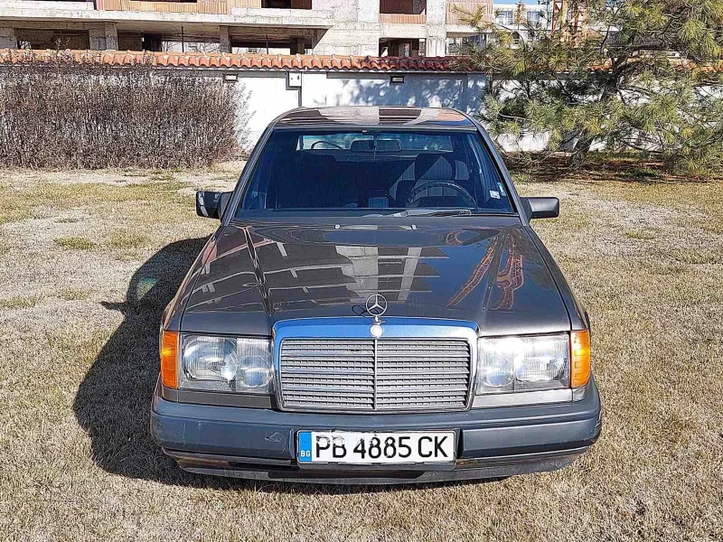 Mercedes-Benz 124 2.0i газ карбуратор 110 к.с. 132 000 км, снимка 6 - Автомобили и джипове - 49072005