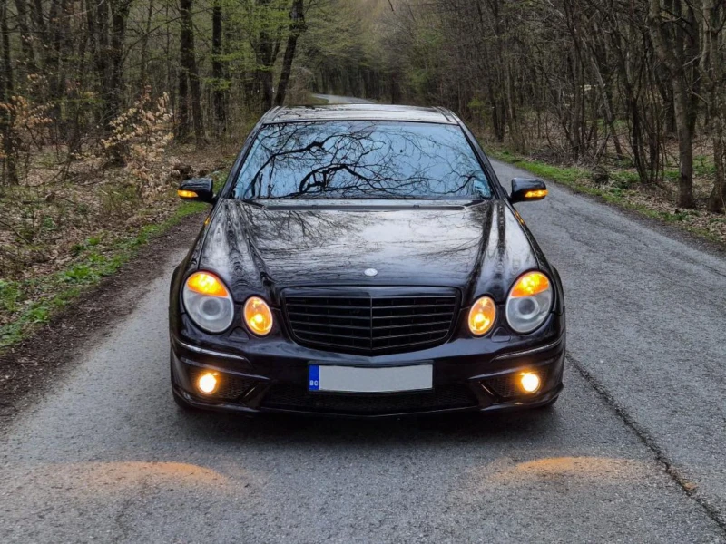 Mercedes-Benz E 500, снимка 4 - Автомобили и джипове - 52633938