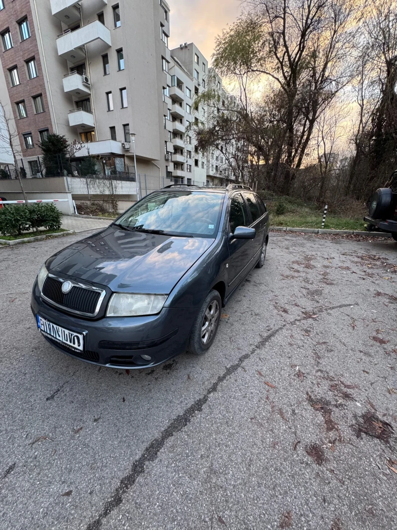 Skoda Fabia Фабричен газов инжекцион, снимка 2 - Автомобили и джипове - 52884044
