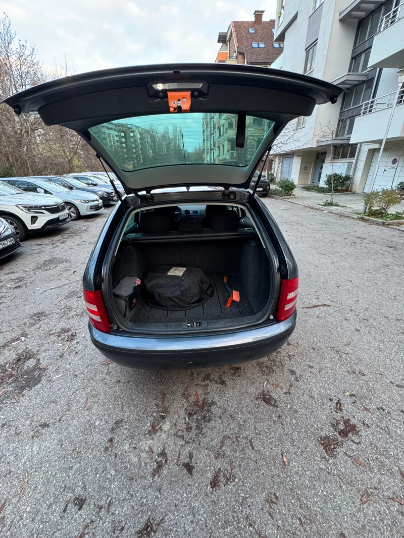 Skoda Fabia Фабричен газов инжекцион, снимка 6 - Автомобили и джипове - 52884044