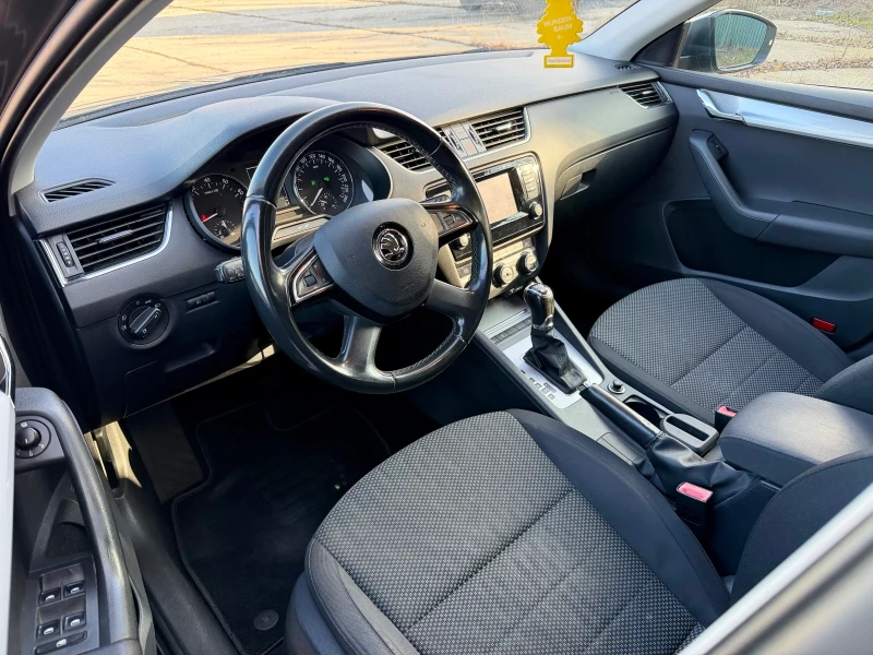 Skoda Octavia 1.8i 4x4 Автоматик Евро 6b, снимка 7 - Автомобили и джипове - 52888428