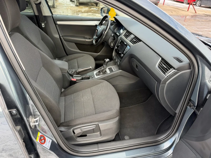 Skoda Octavia 1.8i 4x4 Автоматик Евро 6b, снимка 7 - Автомобили и джипове - 52888428