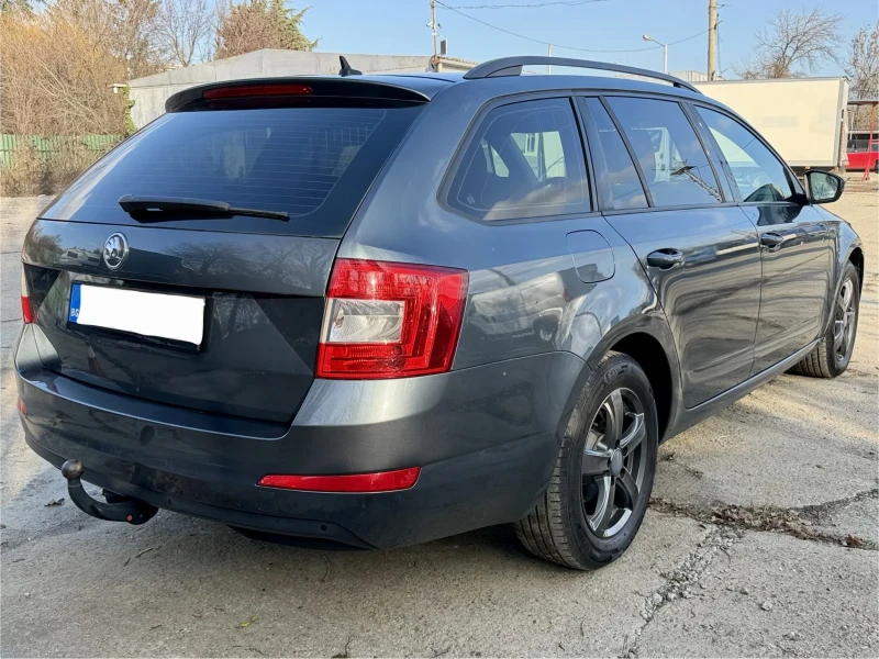 Skoda Octavia 1.8i 4x4 Автоматик Евро 6b, снимка 5 - Автомобили и джипове - 52888428