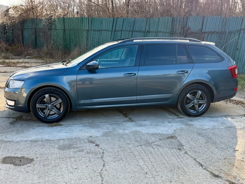 Skoda Octavia 1.8i 4x4 Автоматик Евро 6b, снимка 2 - Автомобили и джипове - 52888428