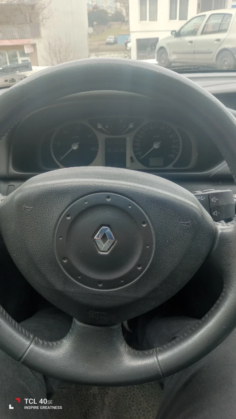 Renault Laguna 2.2 dci, снимка 4 - Автомобили и джипове - 52945888