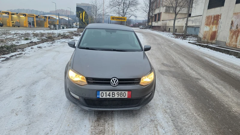 VW Polo 1.6tdi, снимка 10 - Автомобили и джипове - 53181574