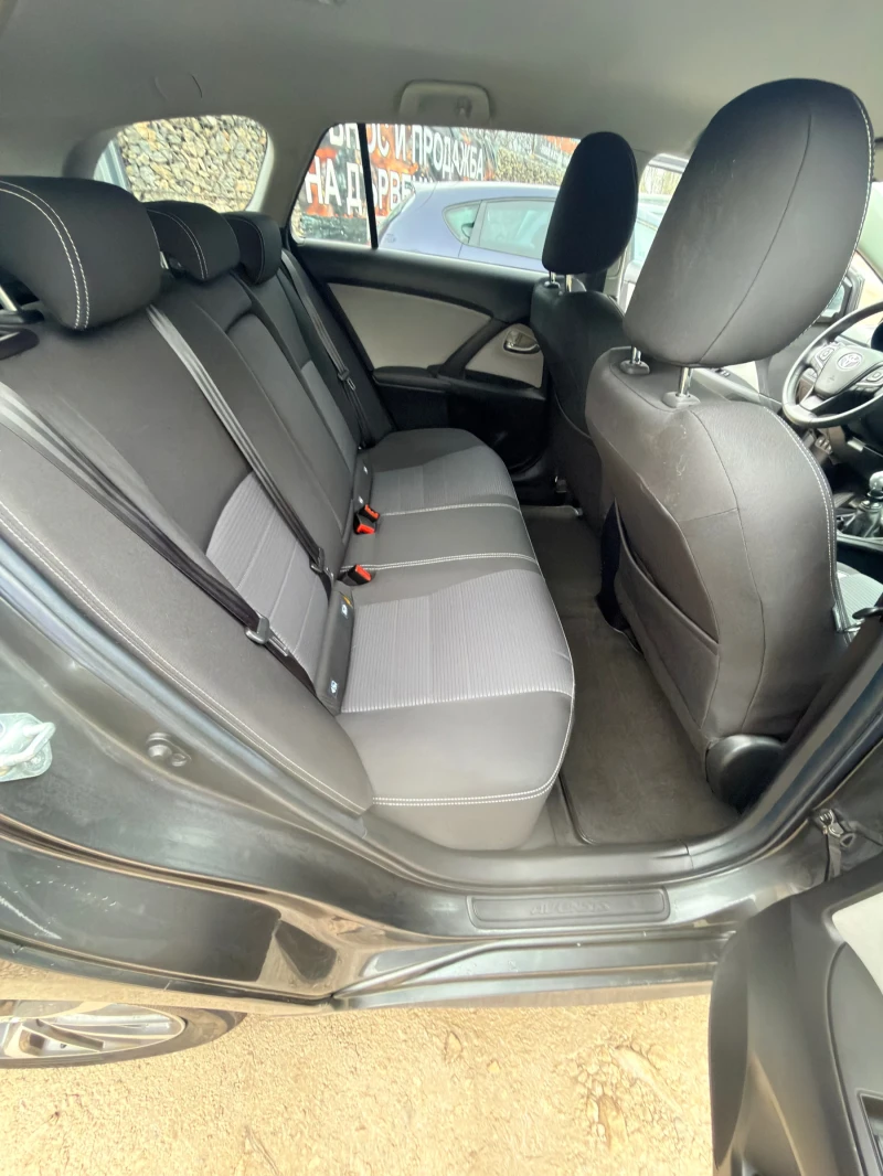 Toyota Avensis 2.0-D4D, снимка 15 - Автомобили и джипове - 53457061