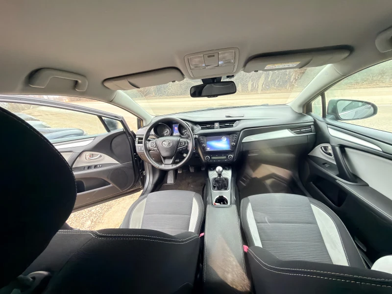 Toyota Avensis 2.0-D4D, снимка 8 - Автомобили и джипове - 53457061