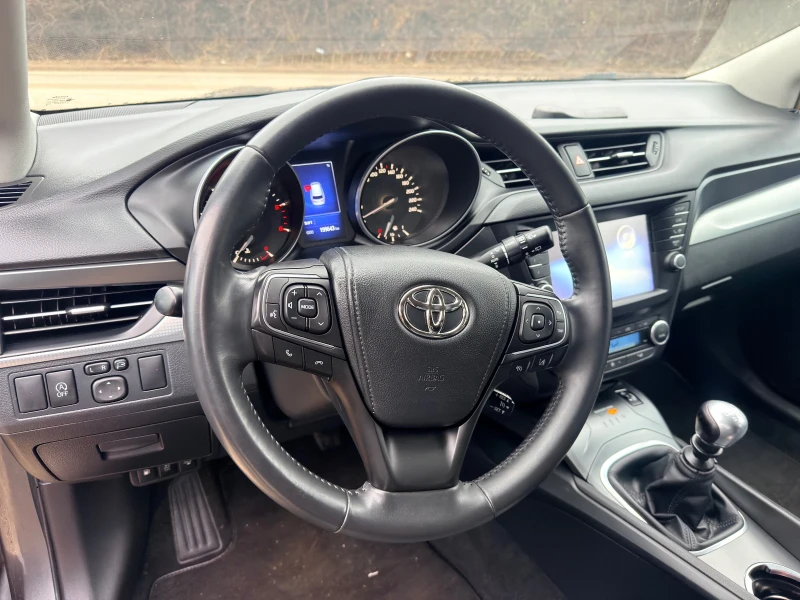 Toyota Avensis 2.0-D4D, снимка 10 - Автомобили и джипове - 53457061