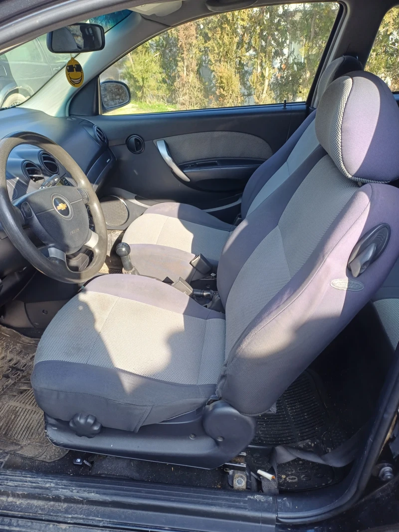 Chevrolet Aveo, снимка 8 - Автомобили и джипове - 53481966