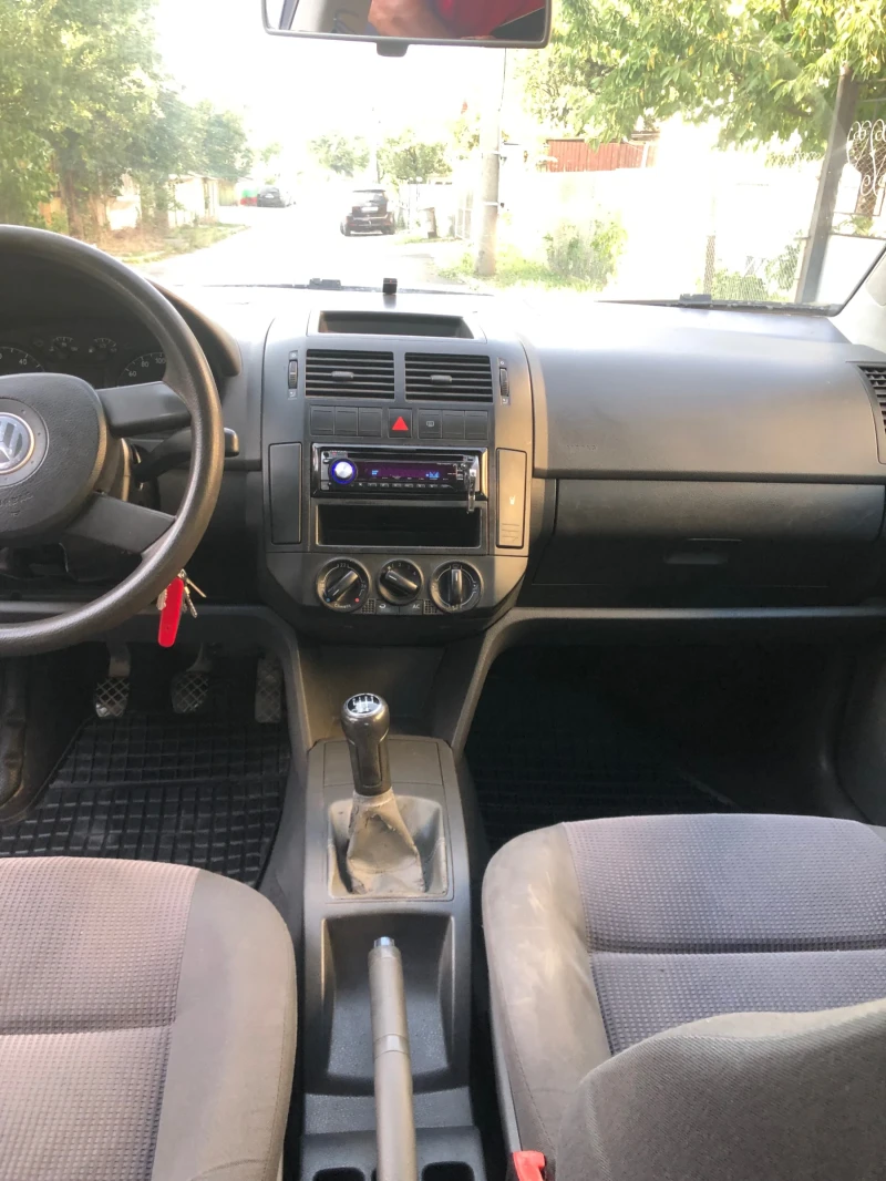 VW Polo, снимка 6 - Автомобили и джипове - 53574678