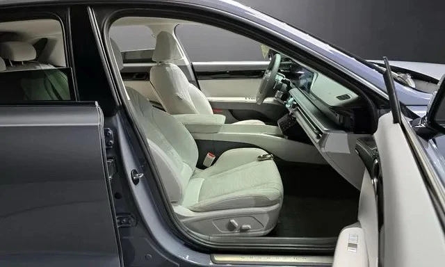 Hyundai Grandeur 2.5 2WD - изображение 8