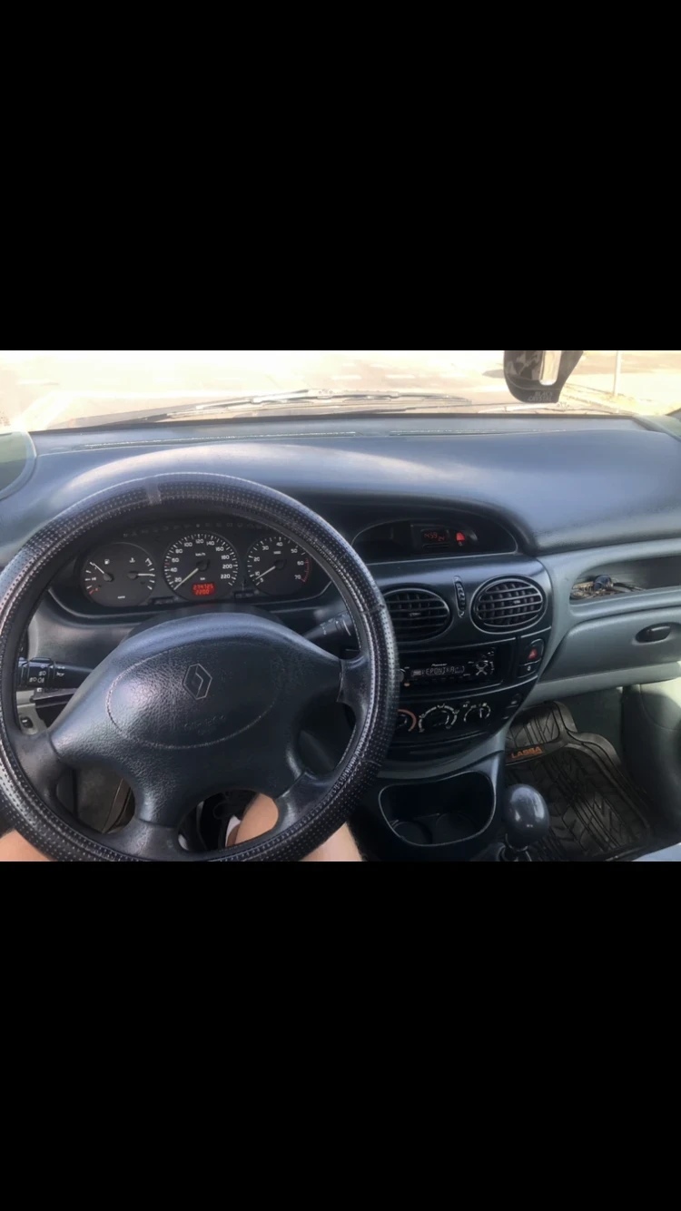 Renault Scenic, снимка 6 - Автомобили и джипове - 53495002