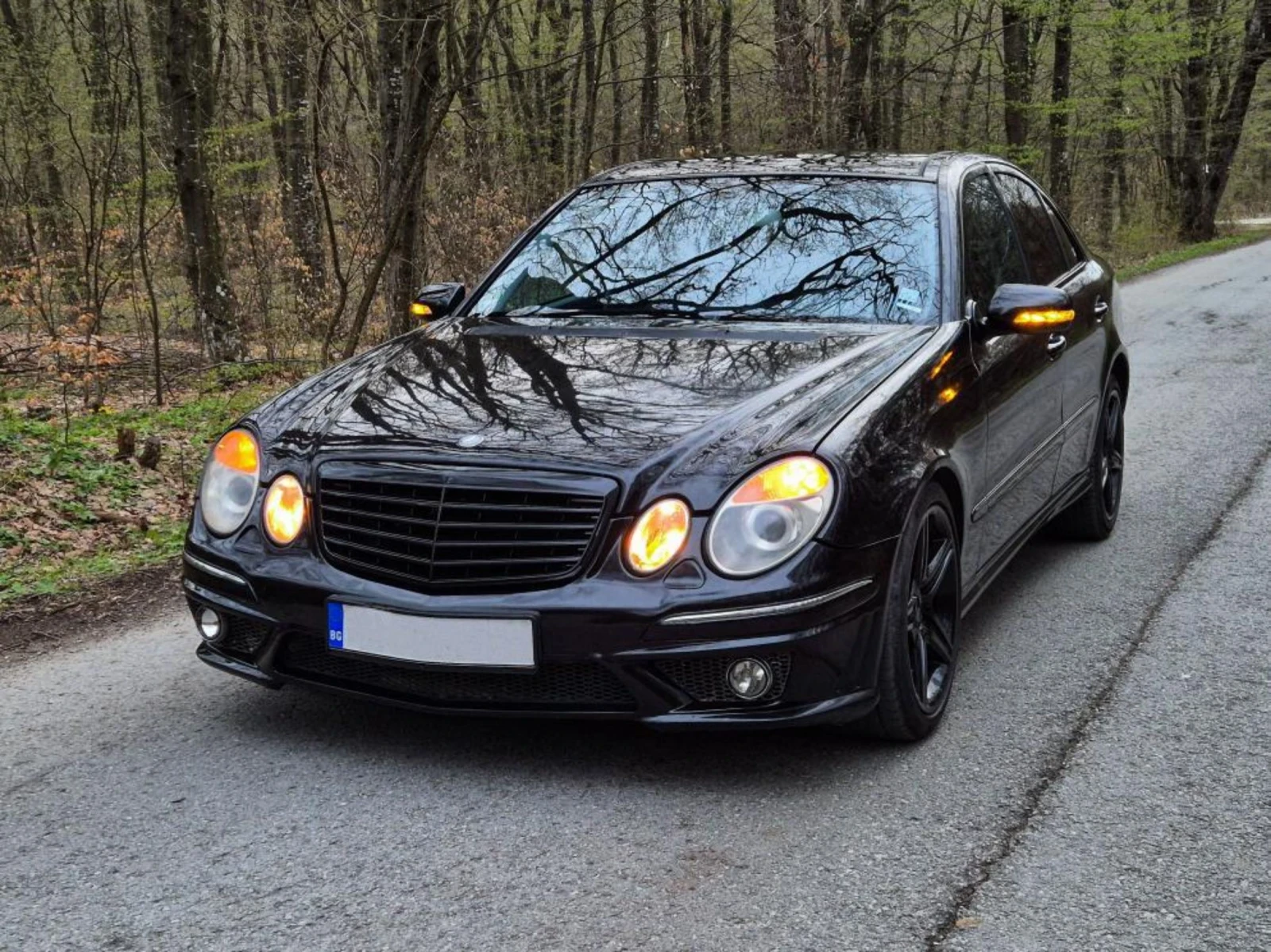 Mercedes-Benz E 500, снимка 1
