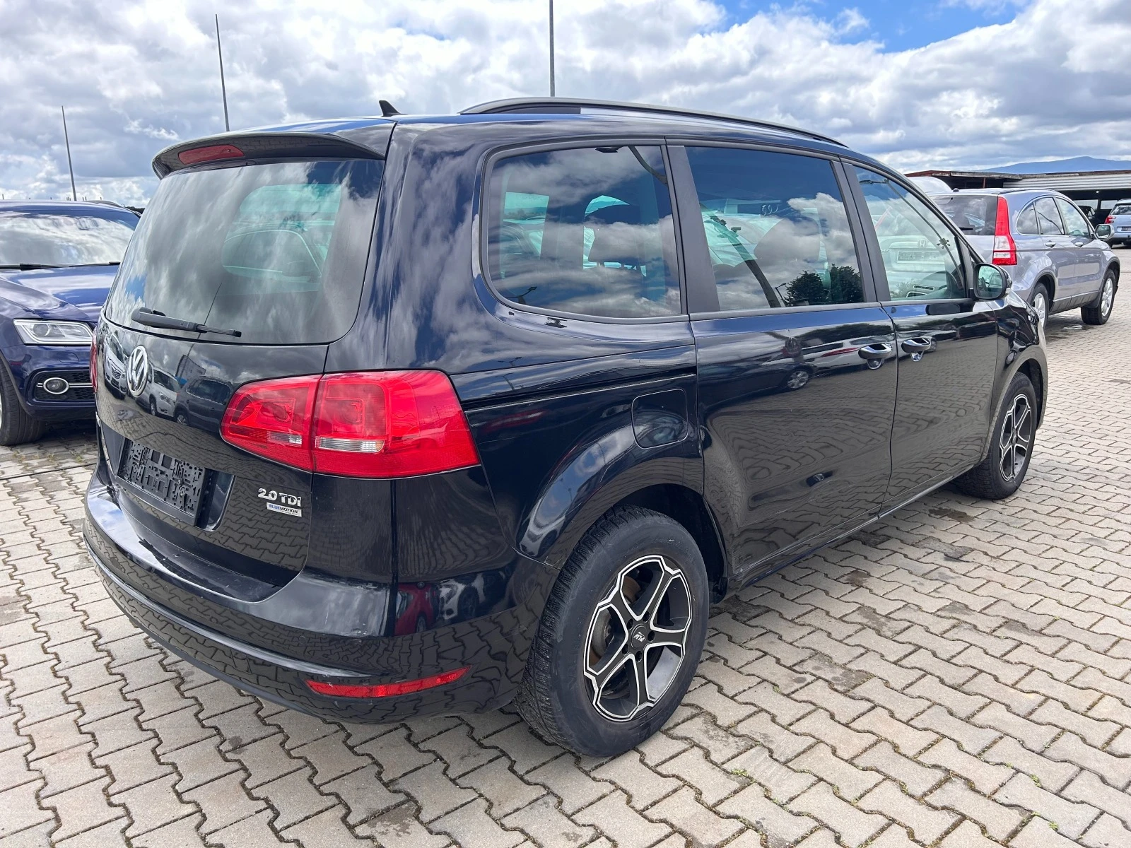 VW Sharan 2.0TDI AVTOMAT EURO 5 ЛИЗИНГ - изображение 6