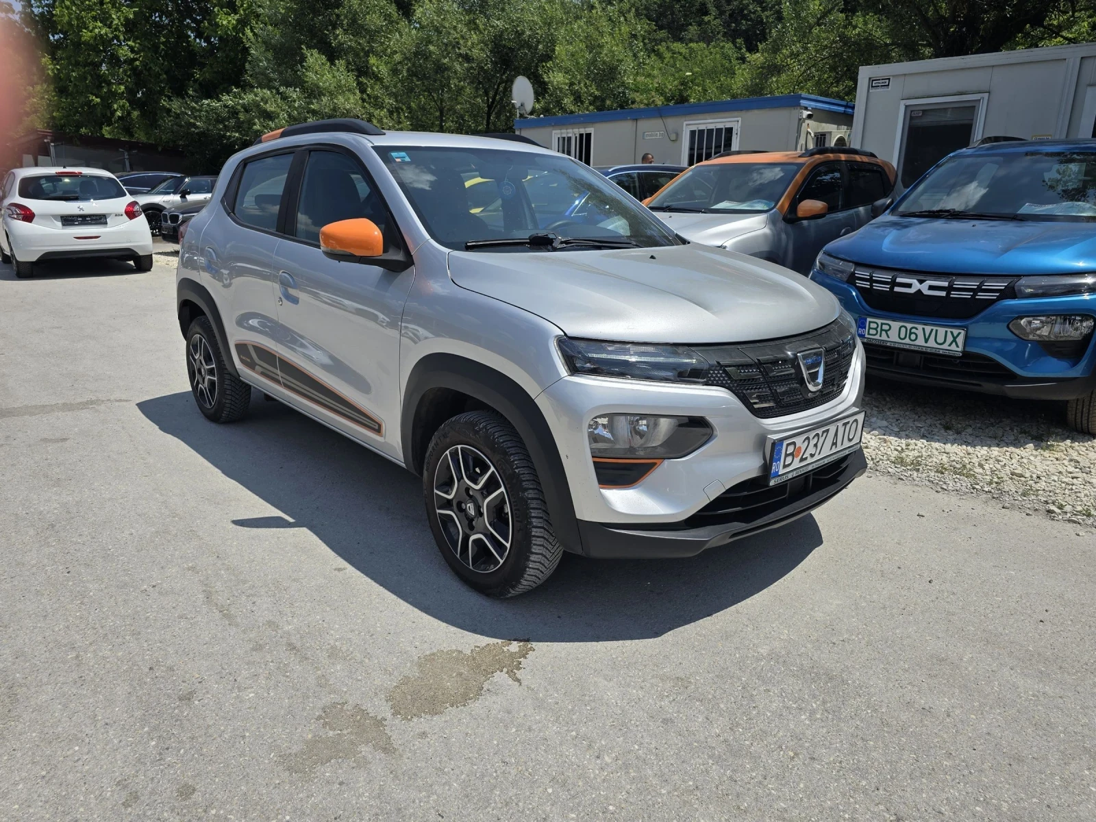 Dacia Spring Comfort Plus 45 CCS Гаранция Лизинг - изображение 7