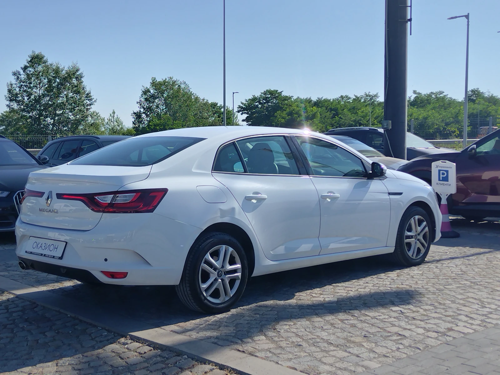 Renault Megane 1.3TCe 140 к.с./Life - изображение 6