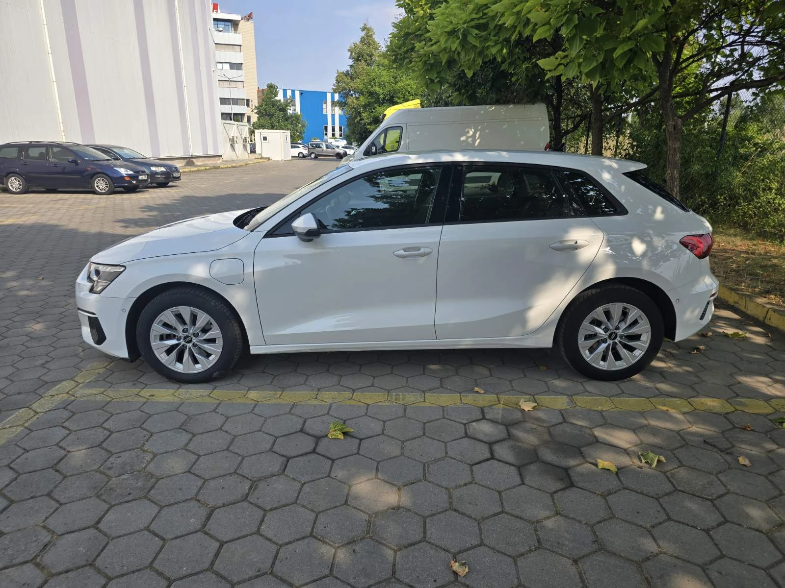 Audi A3 40 TFSIe - изображение 8